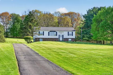 513 Mullock Rd, Greenville, NY 12771