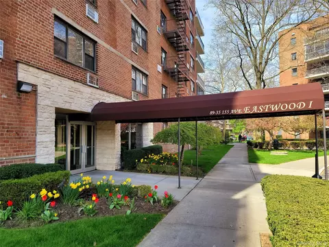 89-35 155th Ave #5D, New York, NY 11414