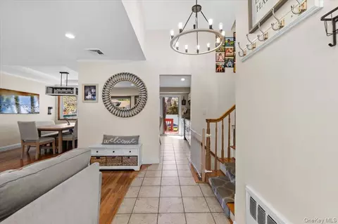 Entry Way - 61 Winthrop Rd, Plainview, NY 11803 photo 1 of 3
