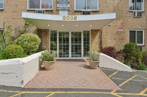 2035 Central Park Ave #2V, Yonkers, NY 10710