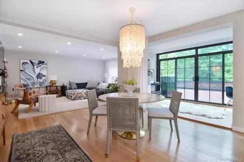 72 Pondfield Rd W #1G, Bronxville, NY 10708