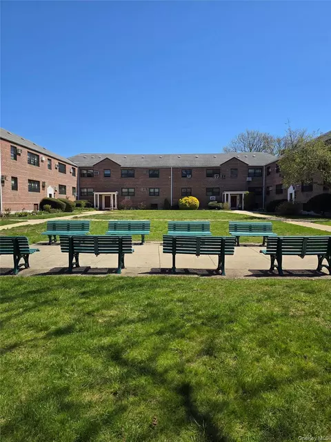 155-35 81st St #37, Howard Beach, NY 11414