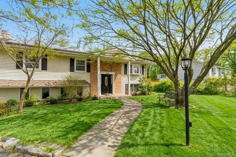 96 Fairmont Rd, Mahopac, NY 10541