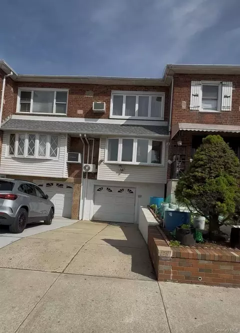 169-11 26th Ave, Flushing, NY 11358