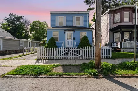 81 Fullerton Ave, Newburgh, NY 12550