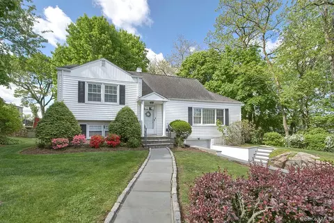 1 Kirby Pl, Harrison, NY 10604