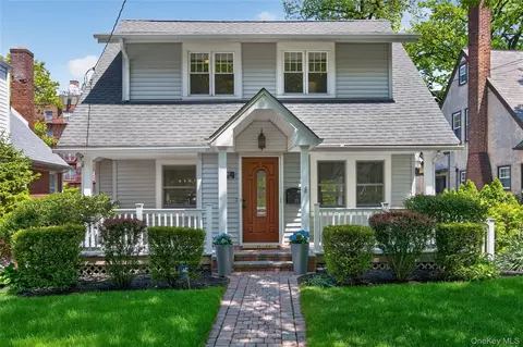 45-87 Browvale Ln, New York, NY 11362