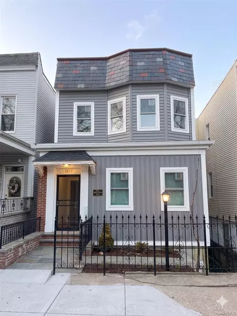 1817 Barnes Ave, New York, NY 10462