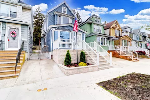 6532 80 Ave, New York, NY 11385