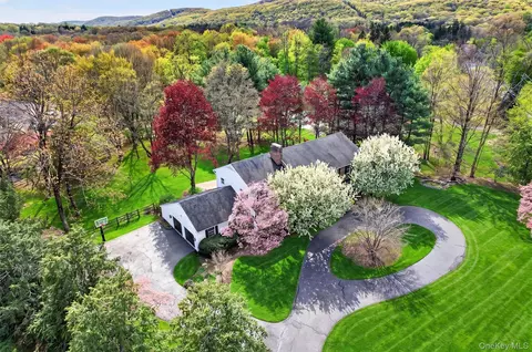 1 Vivian Pl, Ramapo, NY 10901