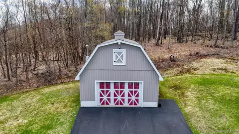 Exterior - 1029 Spring Brook Estates Rd, Colchester, NY 12776 photo 3 of 8