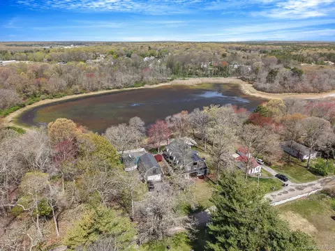 1 Lake Dr, Middle Island, NY 11953
