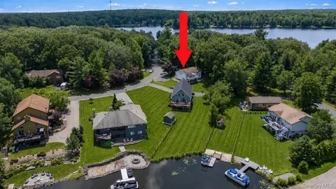 135 Lake Shore Dr E, Thompson, NY 12775