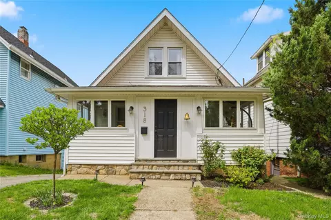 Exterior - 318 Union Ave, Peekskill, NY 10566 photo 8 of 9