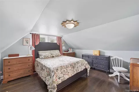 Bedroom - 318 Union Ave, Peekskill, NY 10566 photo 4 of 5