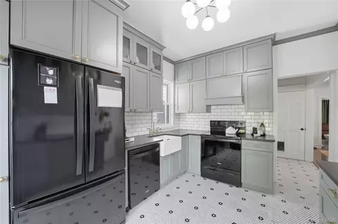Kitchen - 318 Union Ave, Peekskill, NY 10566 photo 2 of 3