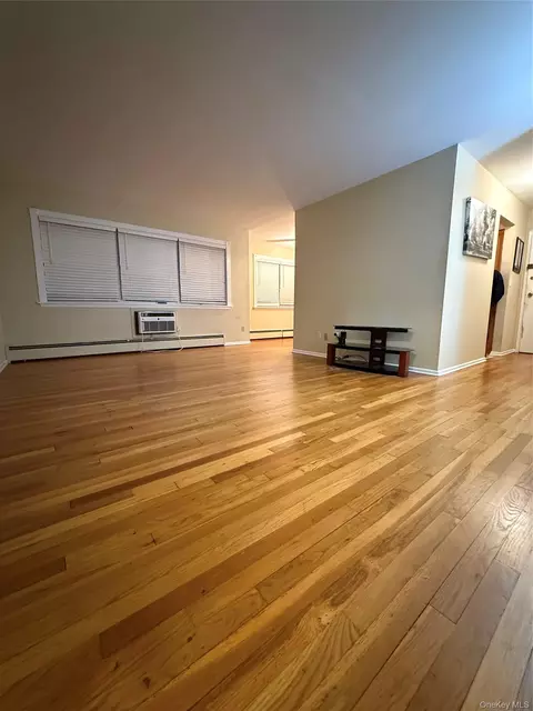235 N Middletown Rd #D, Orangetown, NY 10965