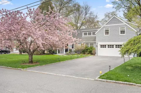 5 Continental Rd, Scarsdale, NY 10583