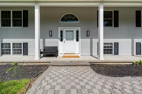 2398 State Route 207, Hamptonburgh, NY 10916