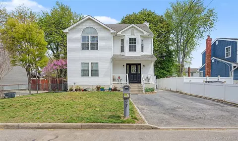 69 S 28th St, Wyandanch, NY 11798