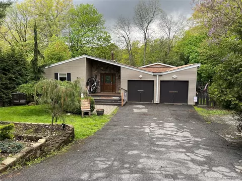 56 Summit Ave, Orangetown, NY 10983