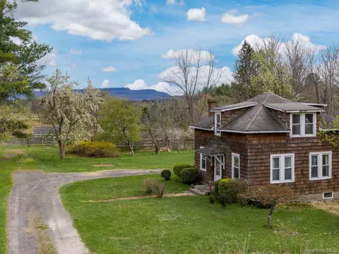 280 Cooper St, Marbletown, NY 12404