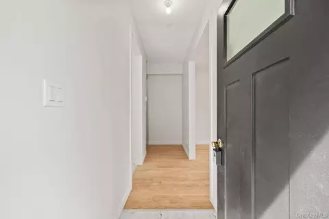 Entry Way - 8 1st St #111, Ramapo, NY 10977 photo 1 of 7