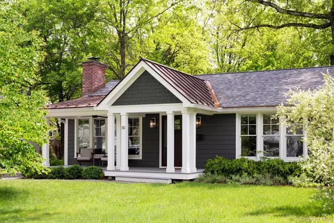 30 Platt Ave, Rhinebeck, NY 12572