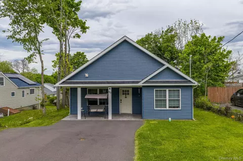Exterior - 153 Ridgewood Ave, Middletown, NY 10940 photo 2 of 5