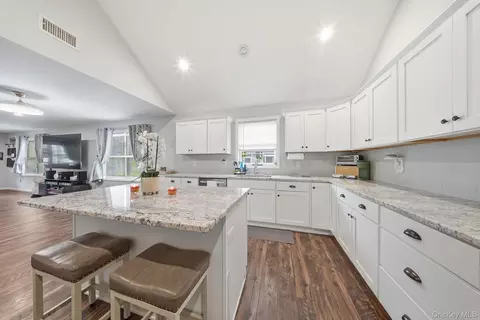Kitchen - 153 Ridgewood Ave, Middletown, NY 10940 photo 1 of 3