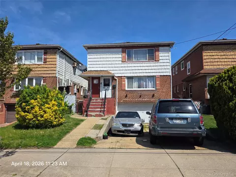 25341 149th Ave, New York, NY 11422