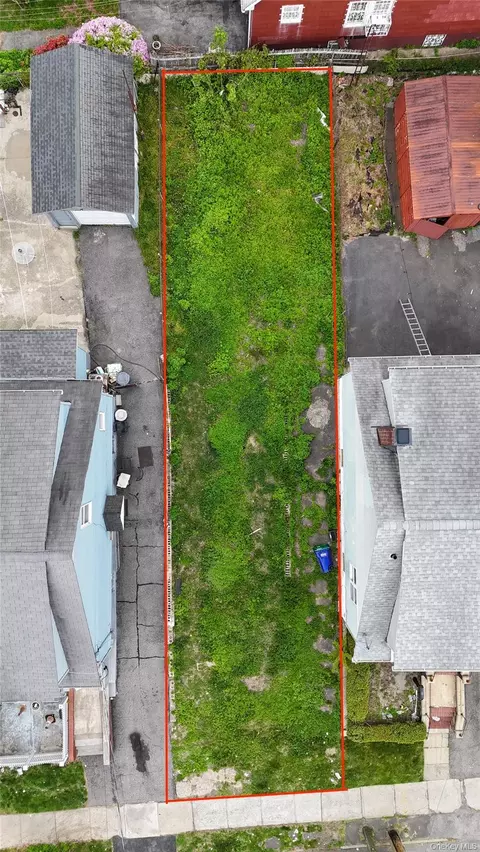 1517 Adee Ave, New York, NY 10469