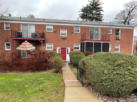 9 Milford Ln #7107, Ramapo, NY 10901