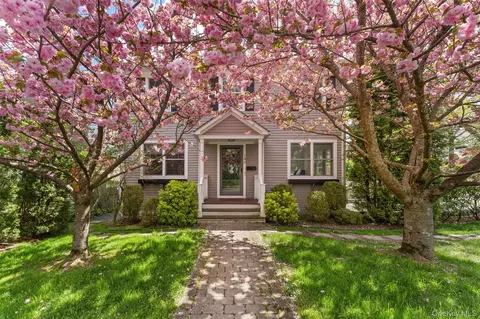 186 Murray Ave, Larchmont, NY 10538