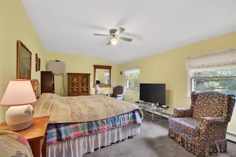 Bedroom - 20 Oneil Cir, Monroe, NY 10950 photo 4 of 9