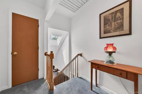 Entry Way - 20 Oneil Cir, Monroe, NY 10950 photo 4 of 4