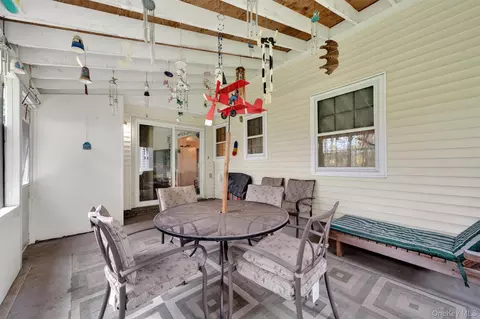 Exterior - 20 Oneil Cir, Monroe, NY 10950 photo 4 of 6