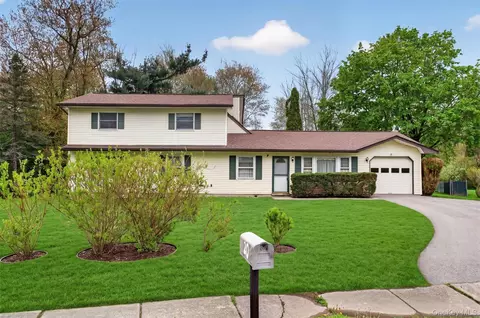 Exterior - 20 Oneil Cir, Monroe, NY 10950 photo 2 of 6