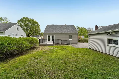 Exterior - 841 King St, Peekskill, NY 10566 photo 3 of 3