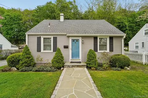 841 King St, Peekskill, NY 10566
