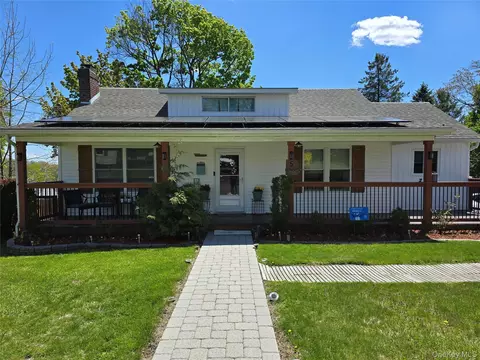 5 Dubois St, Middletown, NY 10940