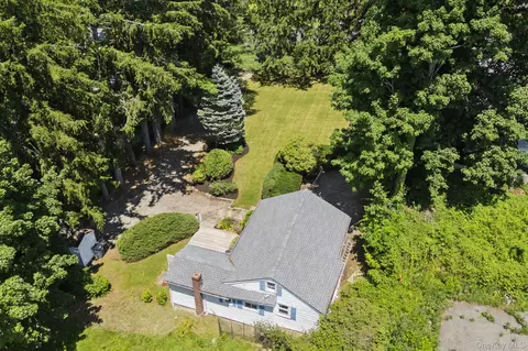 58 Maple Ave, New Castle, NY 10514