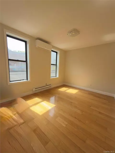 132-20 Sanford Ave #2D, Flushing, NY 11355