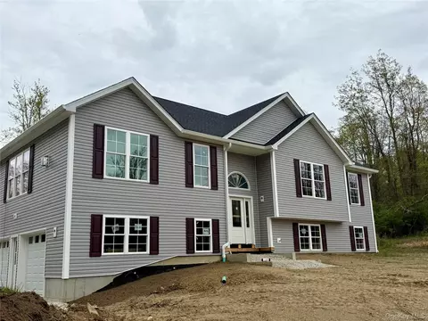 Exterior - 25 Fraleigh Ln, Red Hook, NY 12571 photo 2 of 6