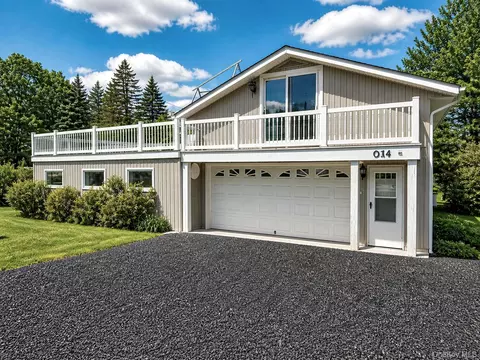 1 Warwick Pl, Florida, NY 10921