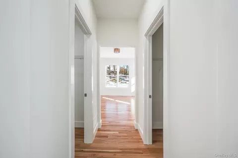 Entry Way - 16 Bear Hollow Ln, Hyde Park, NY 12538 photo 4 of 4