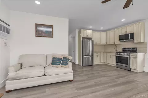 Entry Way - 347 E Pine St, Long Beach, NY 11561 photo 1 of 2