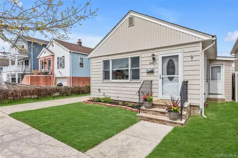 347 E Pine St, Long Beach, NY 11561