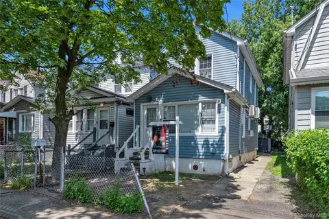 139-17 Glassboro Ave, Jamaica, NY 11435