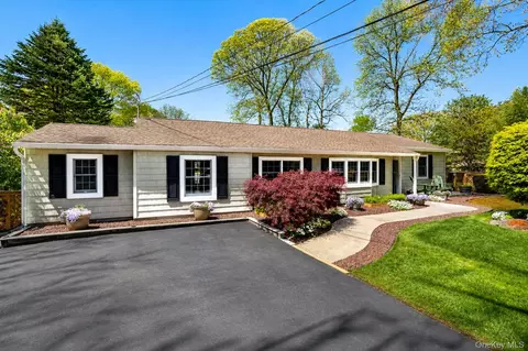 43 Somerset St # A, Centereach, NY 11720